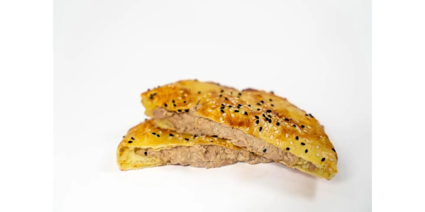 Tuna Pie - White