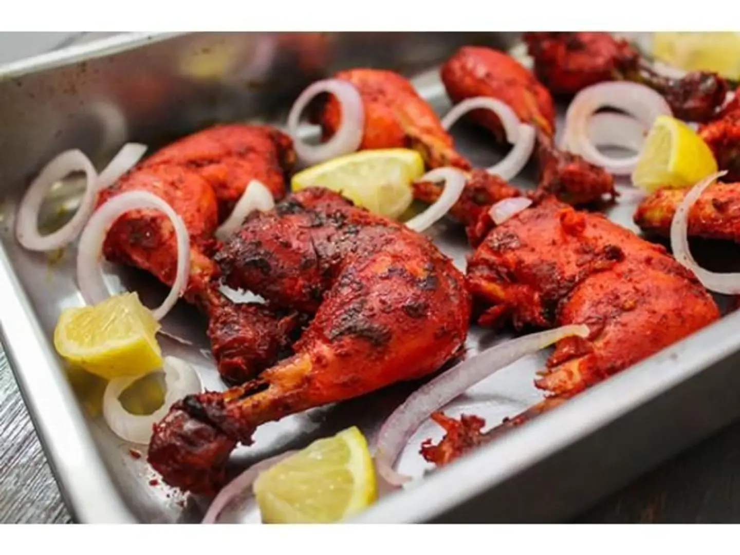 دجاج تندوري مع خبز روتي