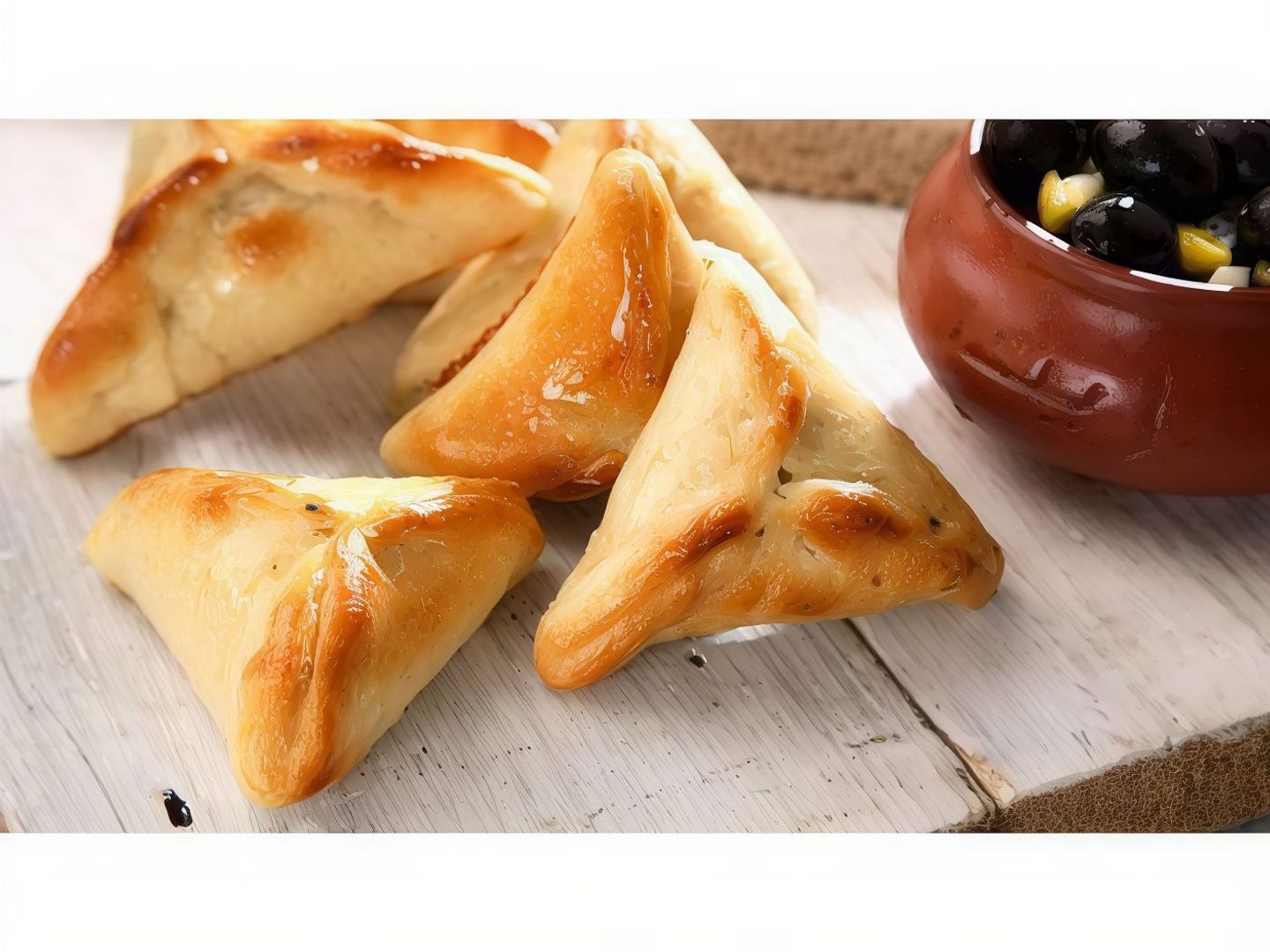 Labneh W/ Olives