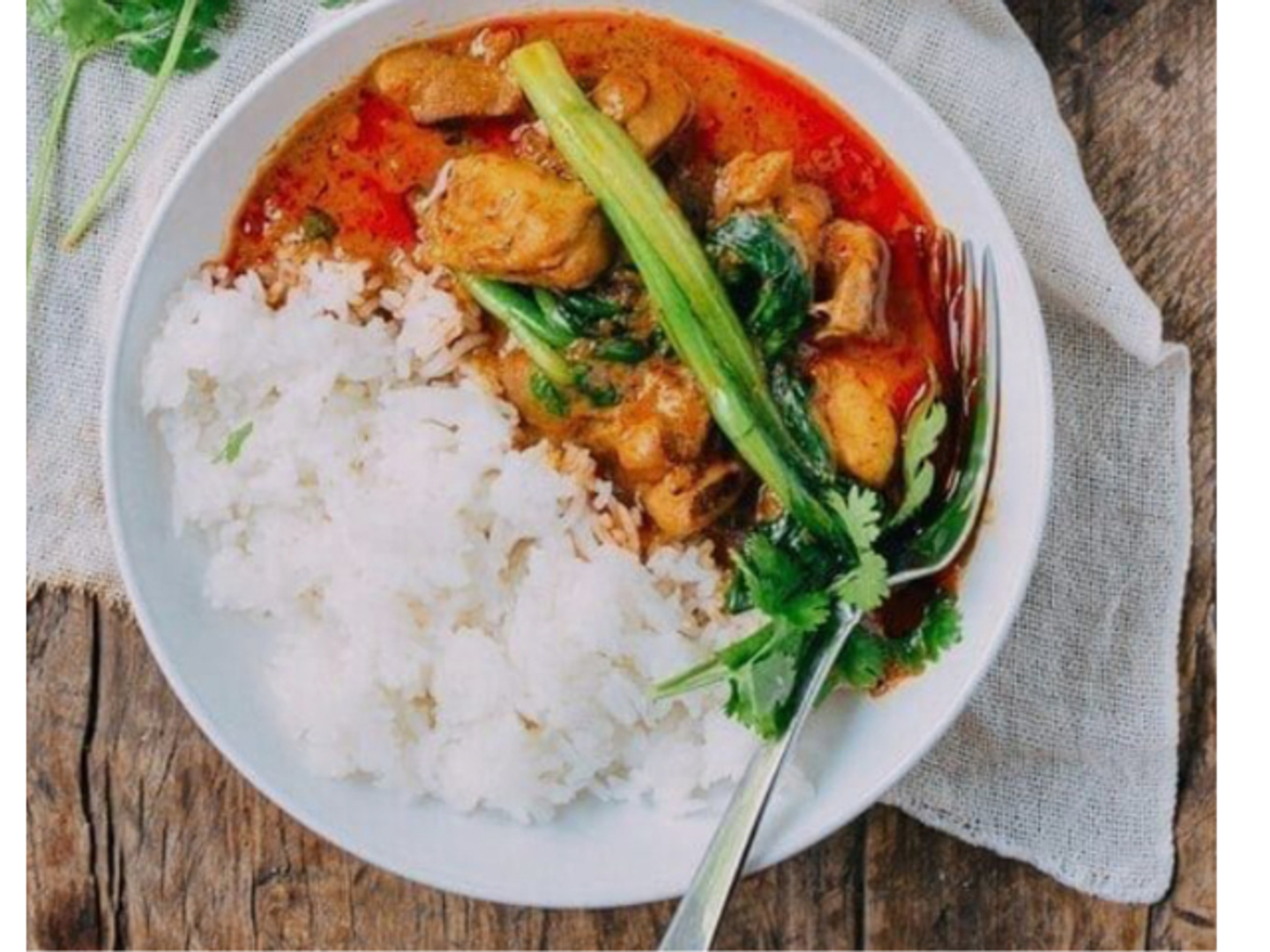 طبق ارز تايلندي مع لحم كاري