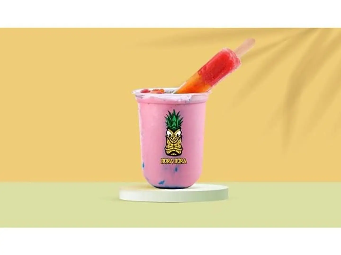 اينشتاين احمر