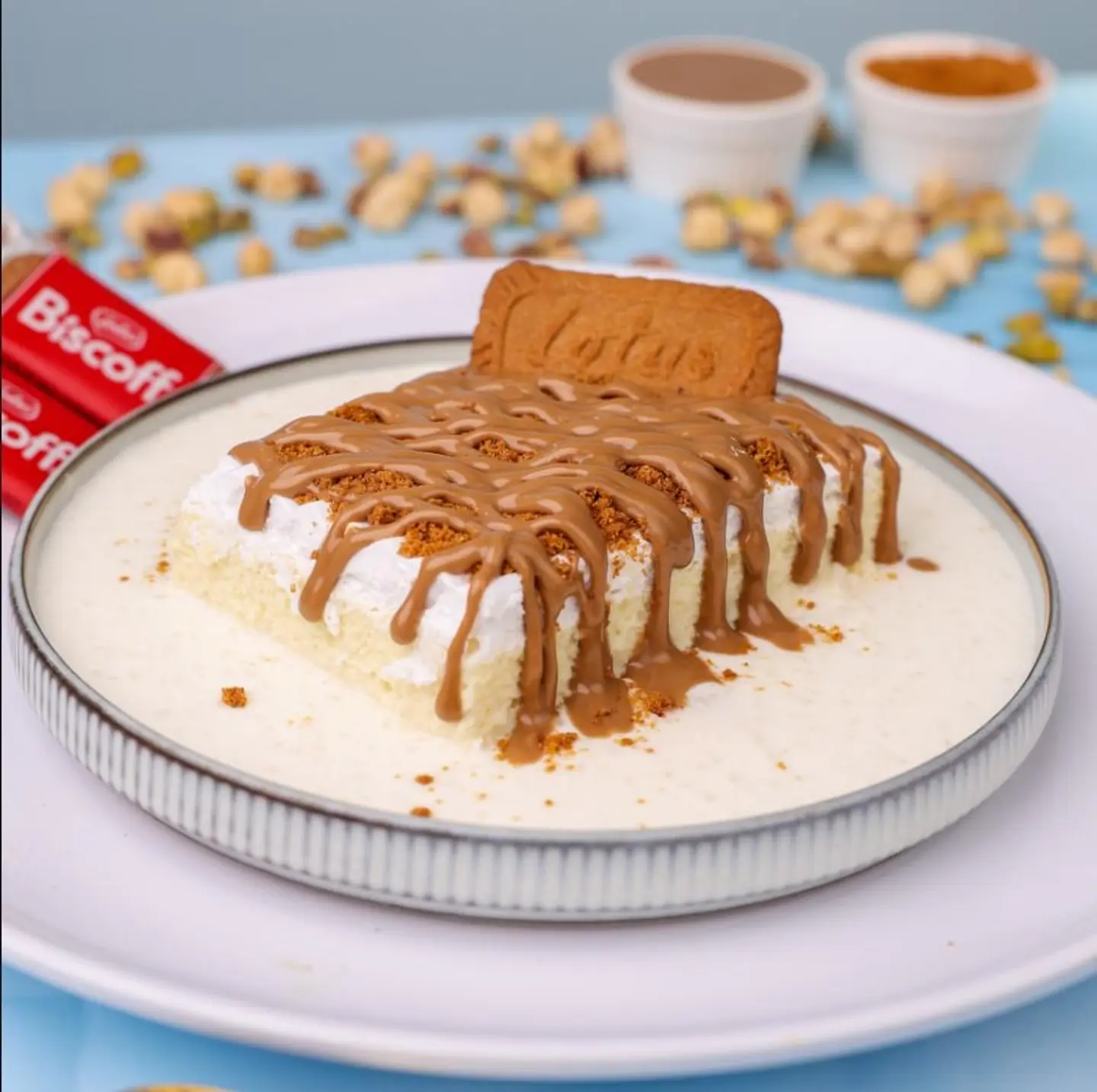 قشطوطة رز بلبن , لوتس