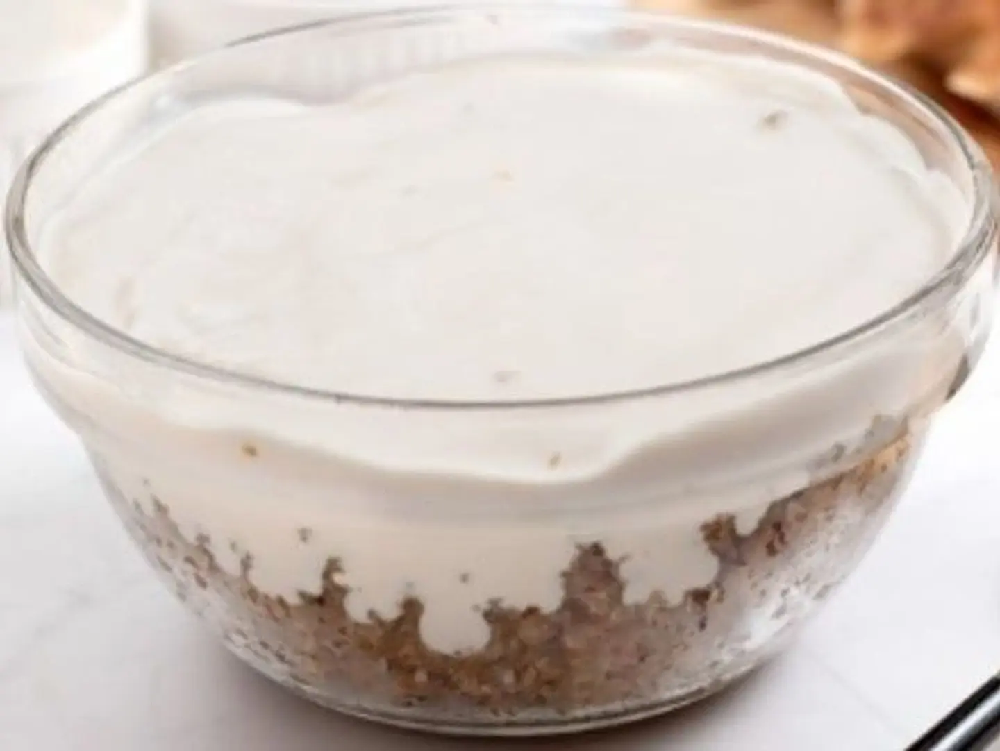 Cream Areeka