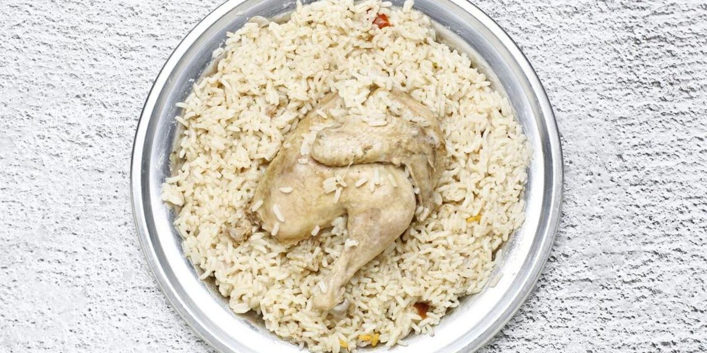 حبة دجاج كاملة مضغوط أبيض