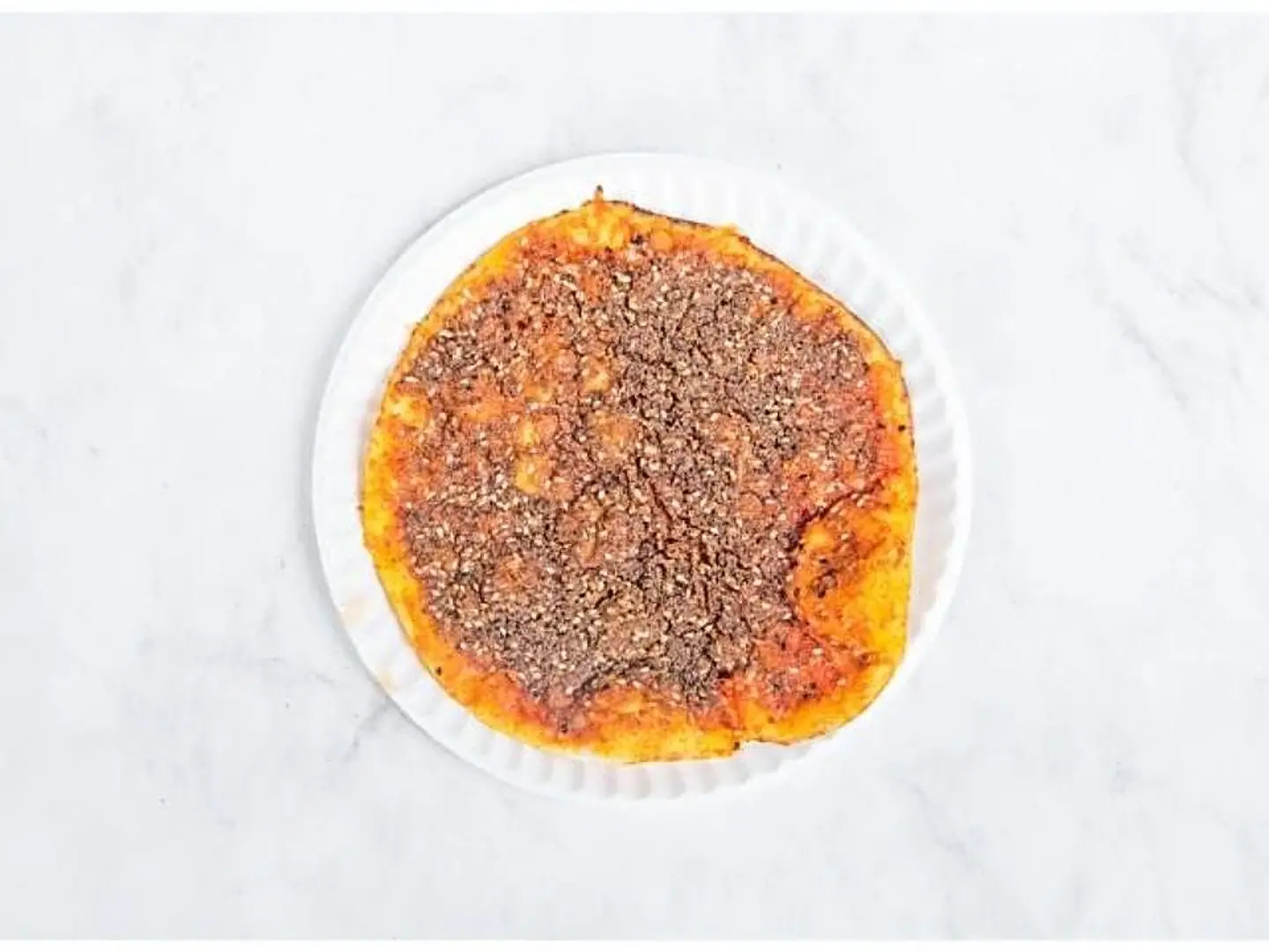 فطيرة محمرة بالزعتر