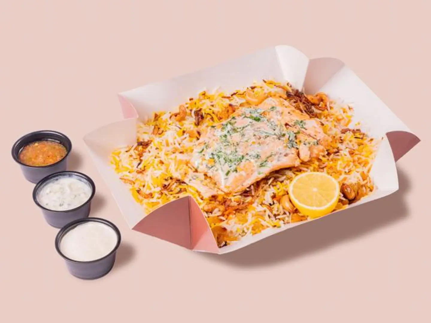 ارز بشاور مع السالمون المشوي