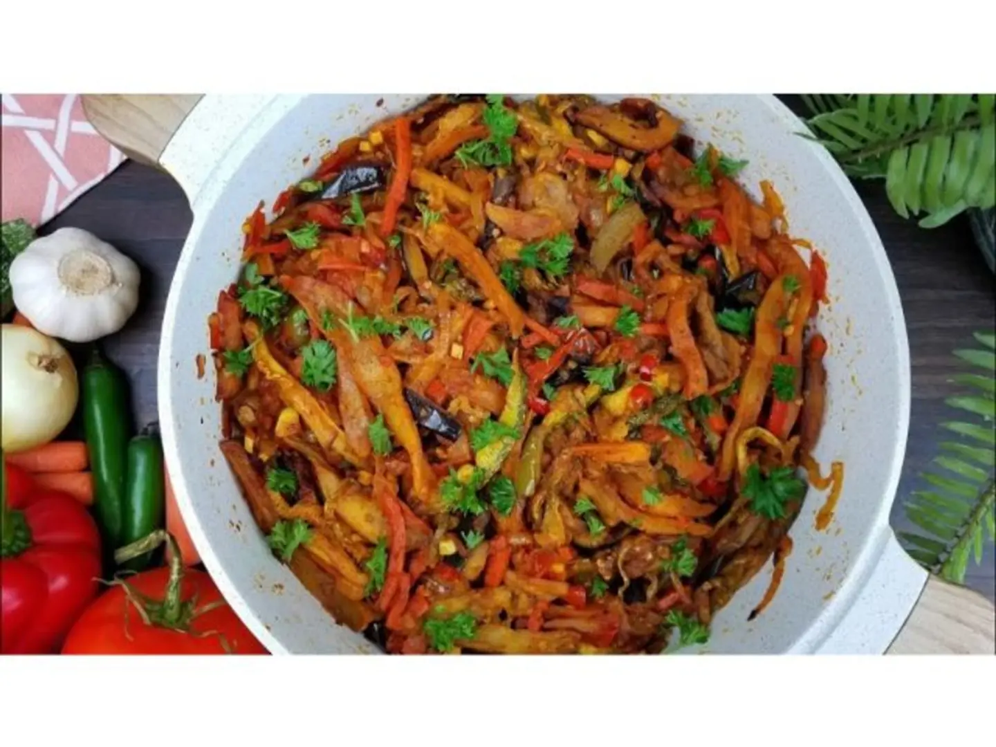 Large Hot Mixed Vegetables