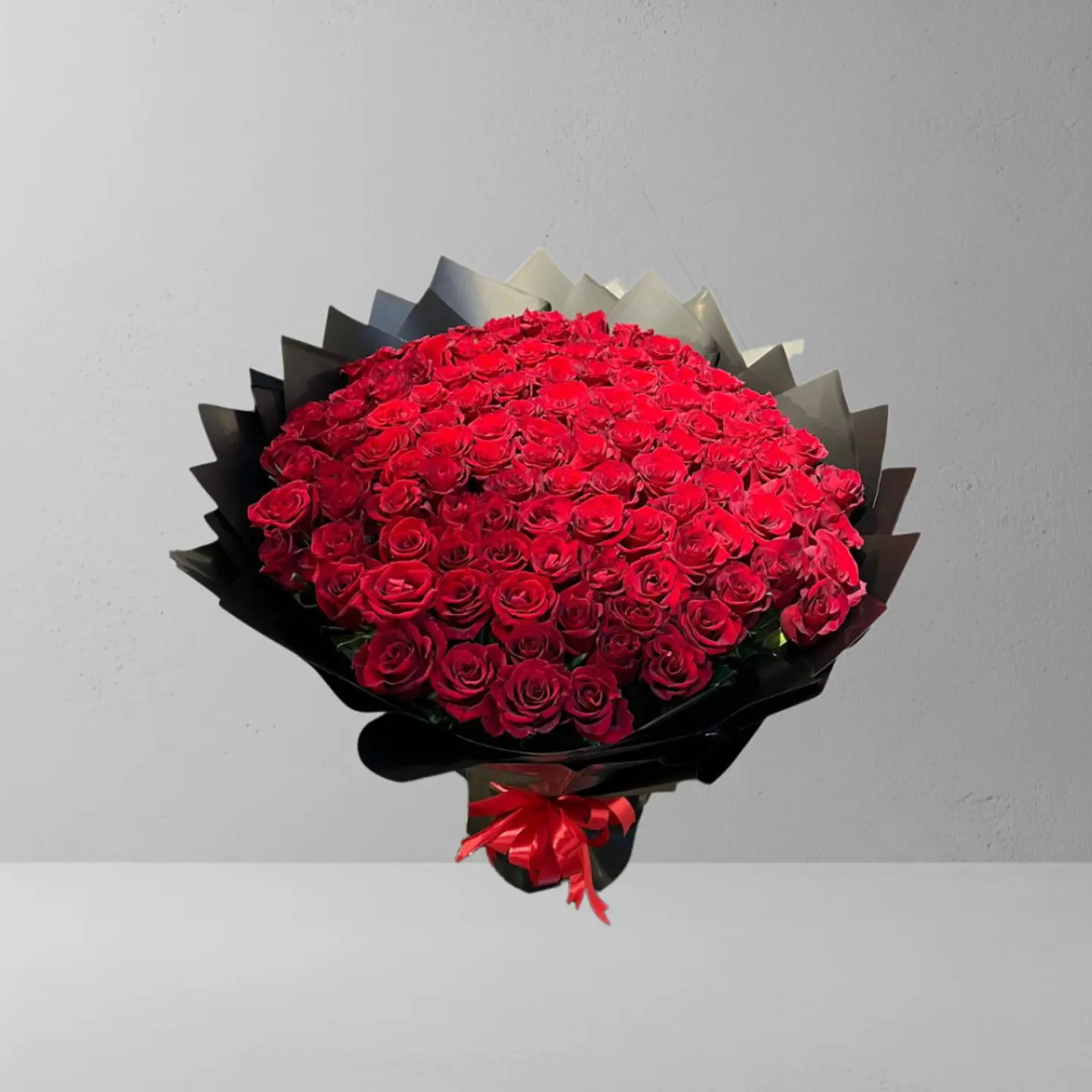 باقات كبيرة مثلثات اسود