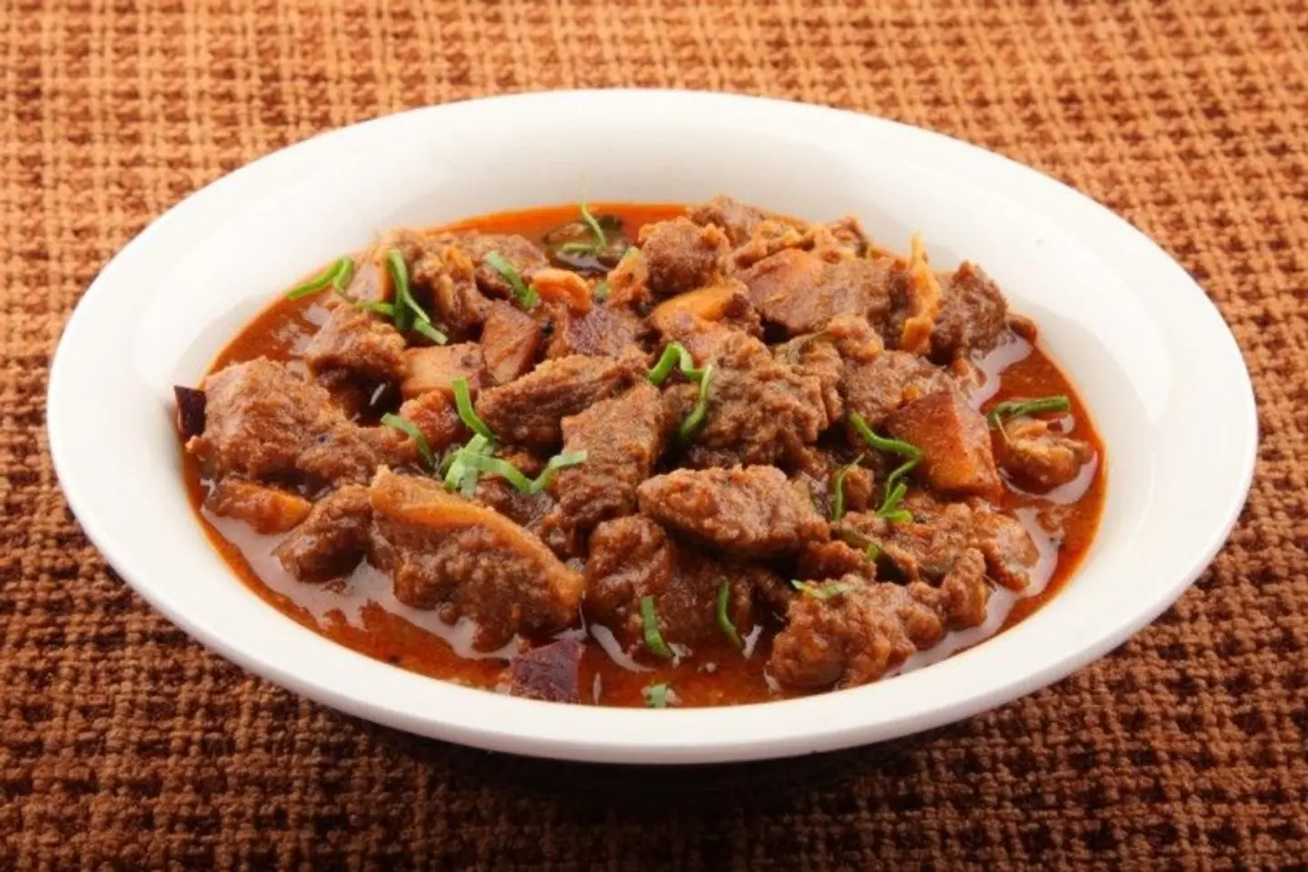 كاري لحم