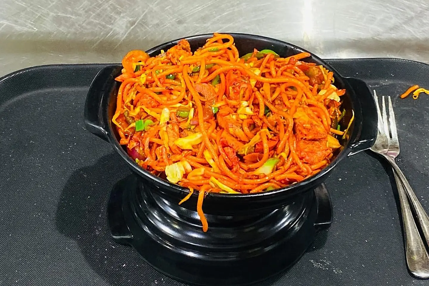 المعكرونة شيزوان بالجمبري