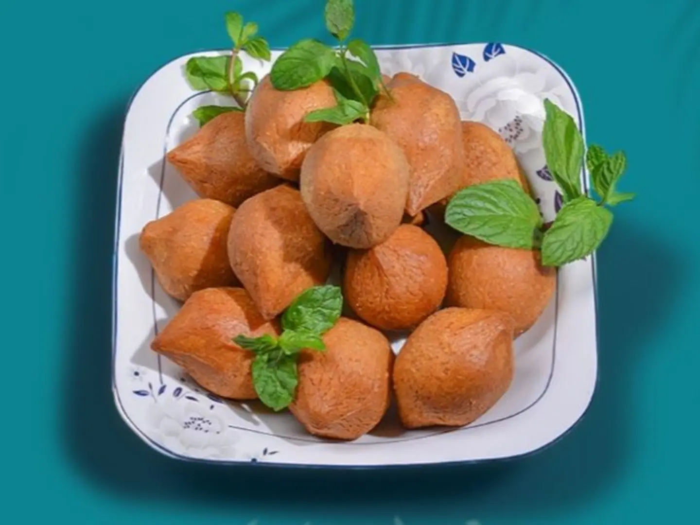 40 Pieces Of Chicken Kibbeh