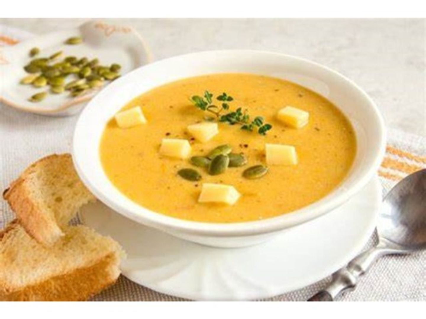 شوربة كريمة الدجاج