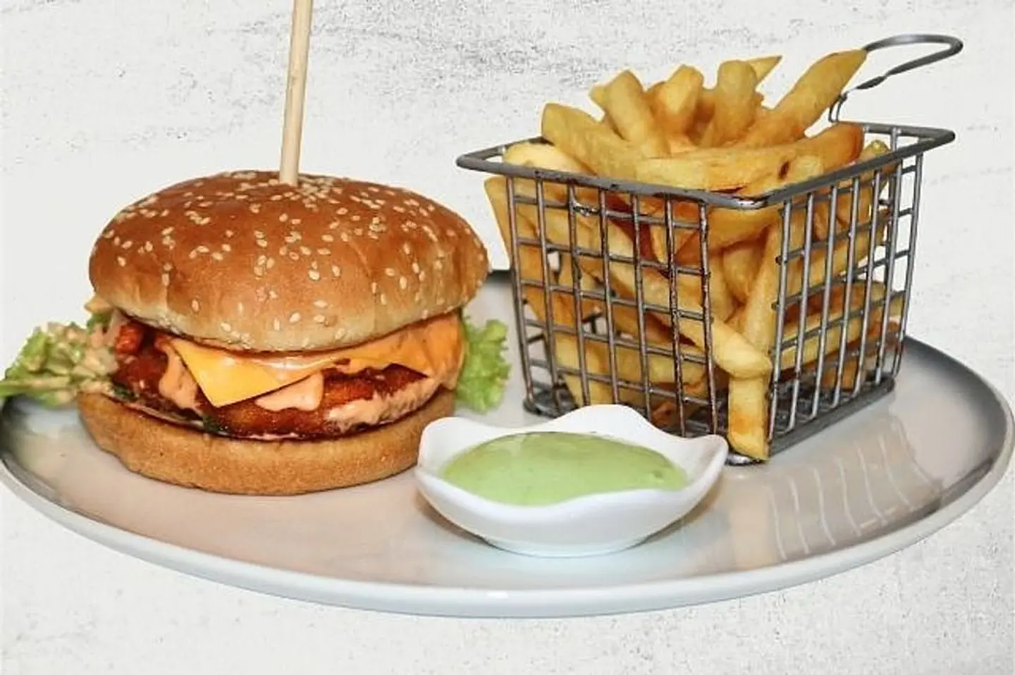 Crispy Paneer Tikka Burger