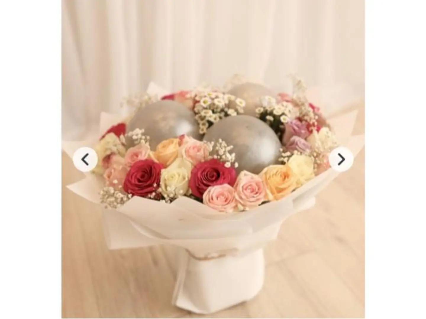 Bouquet Of Rose With Balloon