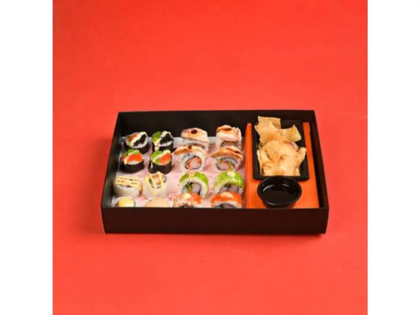 بوكس 16 قطعة من اصنافنا الخاصة