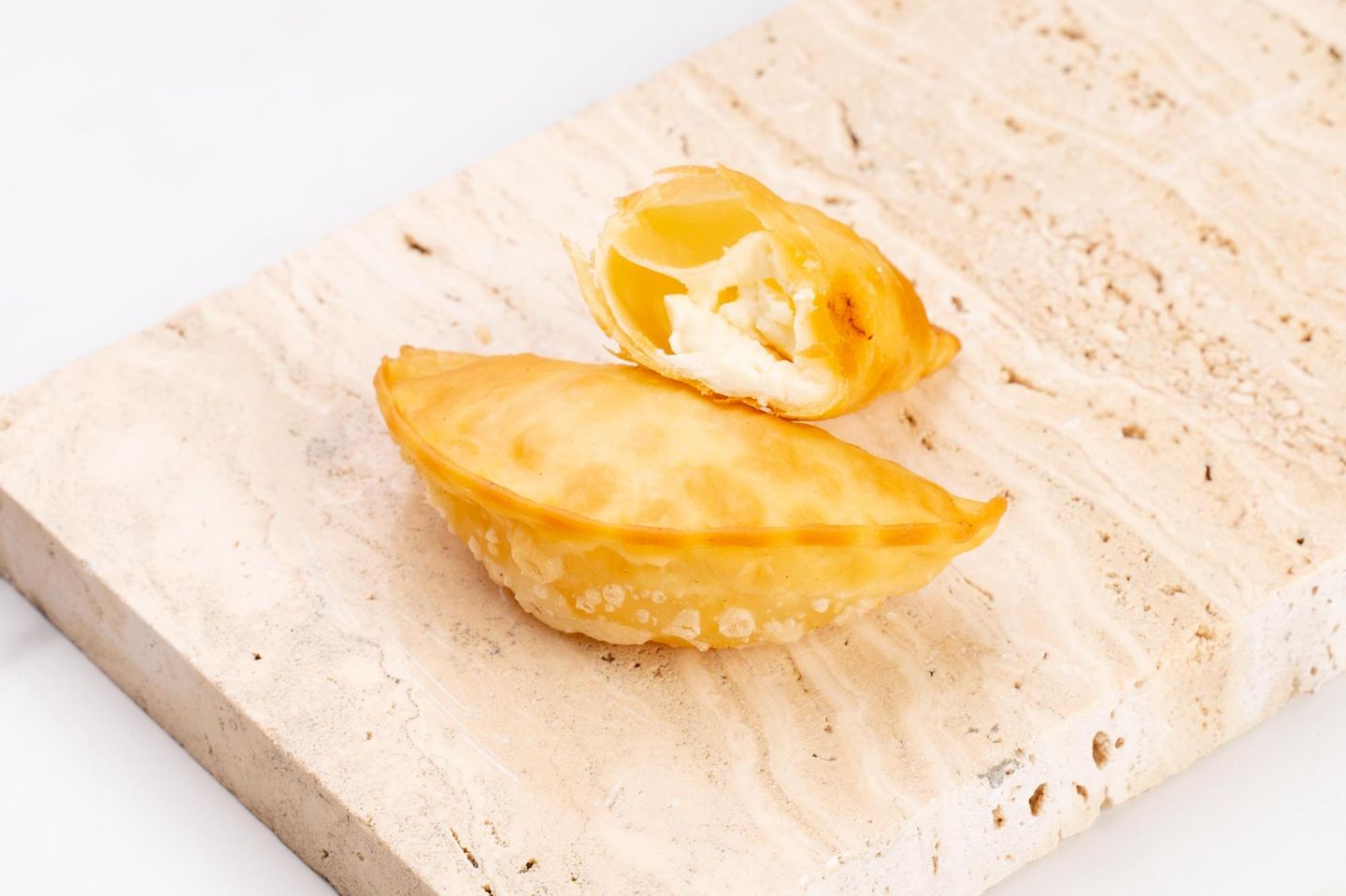 Sambosa Puff With Cream Cheese