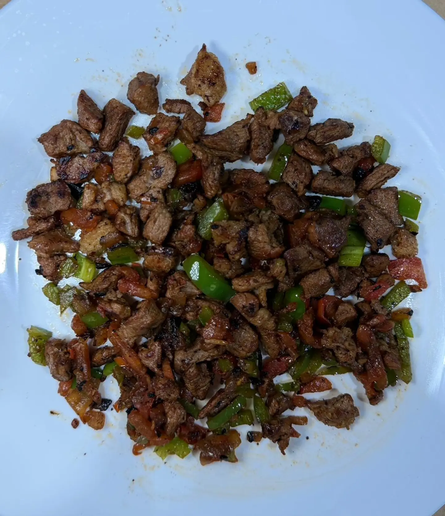 صحن مقلقل لحم غنم