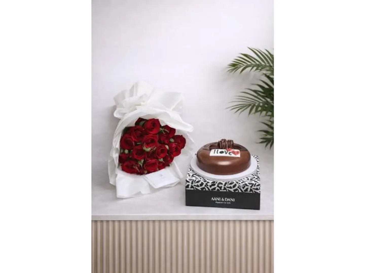 A Bouquet Of Roses And A Cake For Me And Dani 4