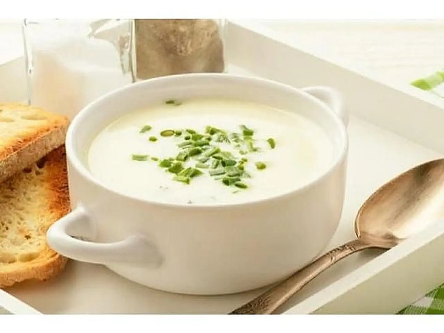 شوربة الكريمة مع الفطر