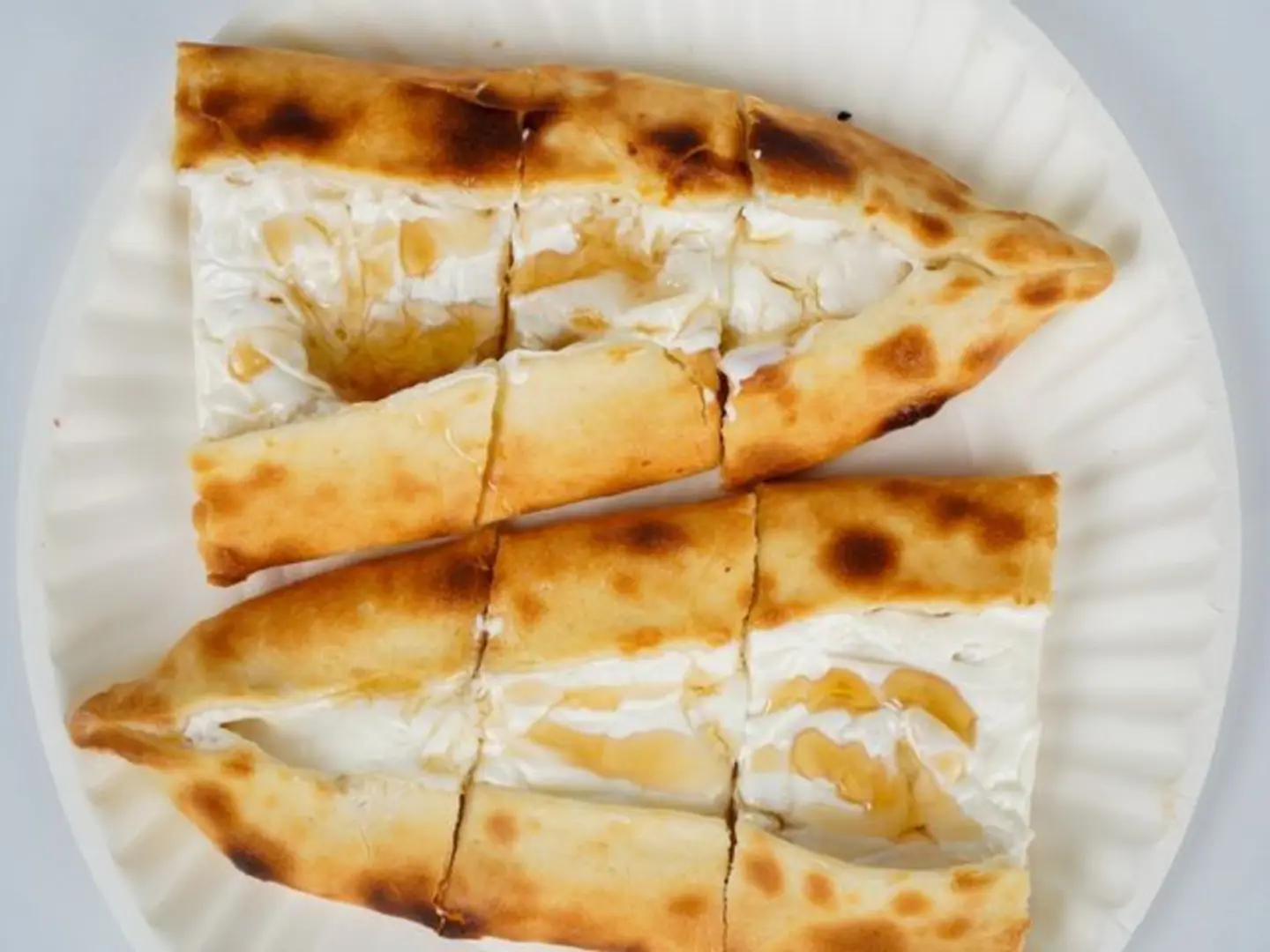 فطيرة لبنة بالعسل