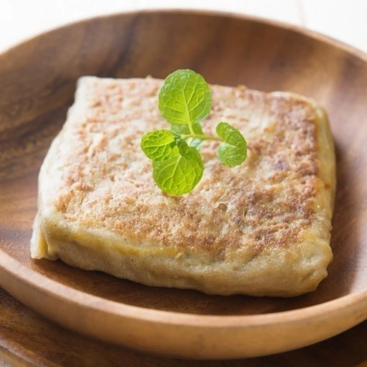 مطبق بالبيض والجبن