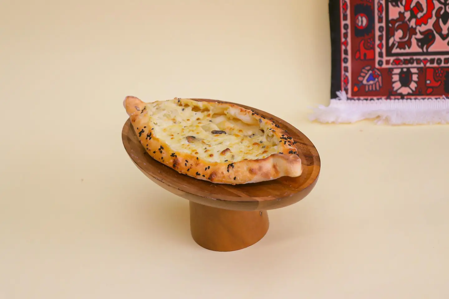 حلوم مشروم بيستو