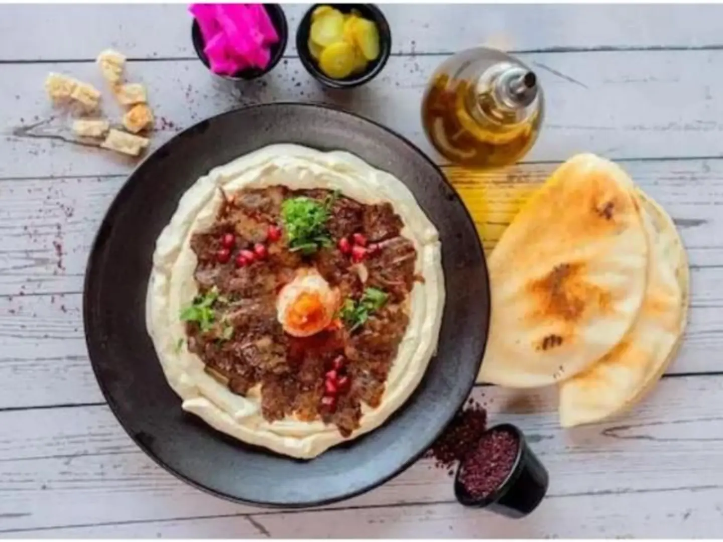 Hummus With Meat