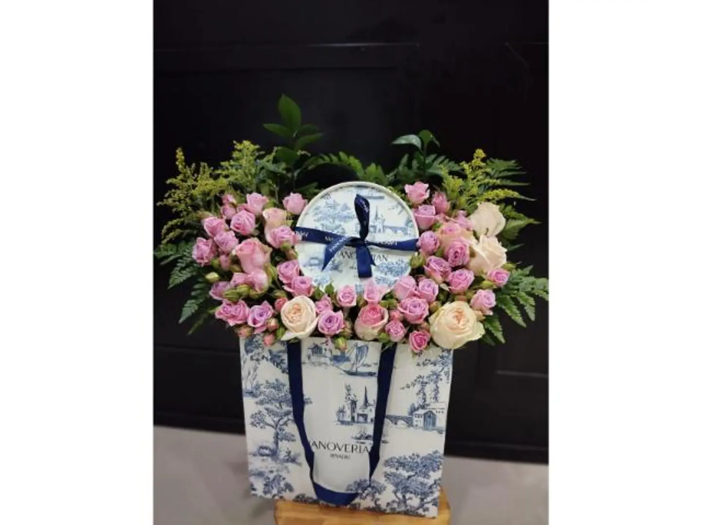 شوكولا بونو كري مع ورد بيبي روز