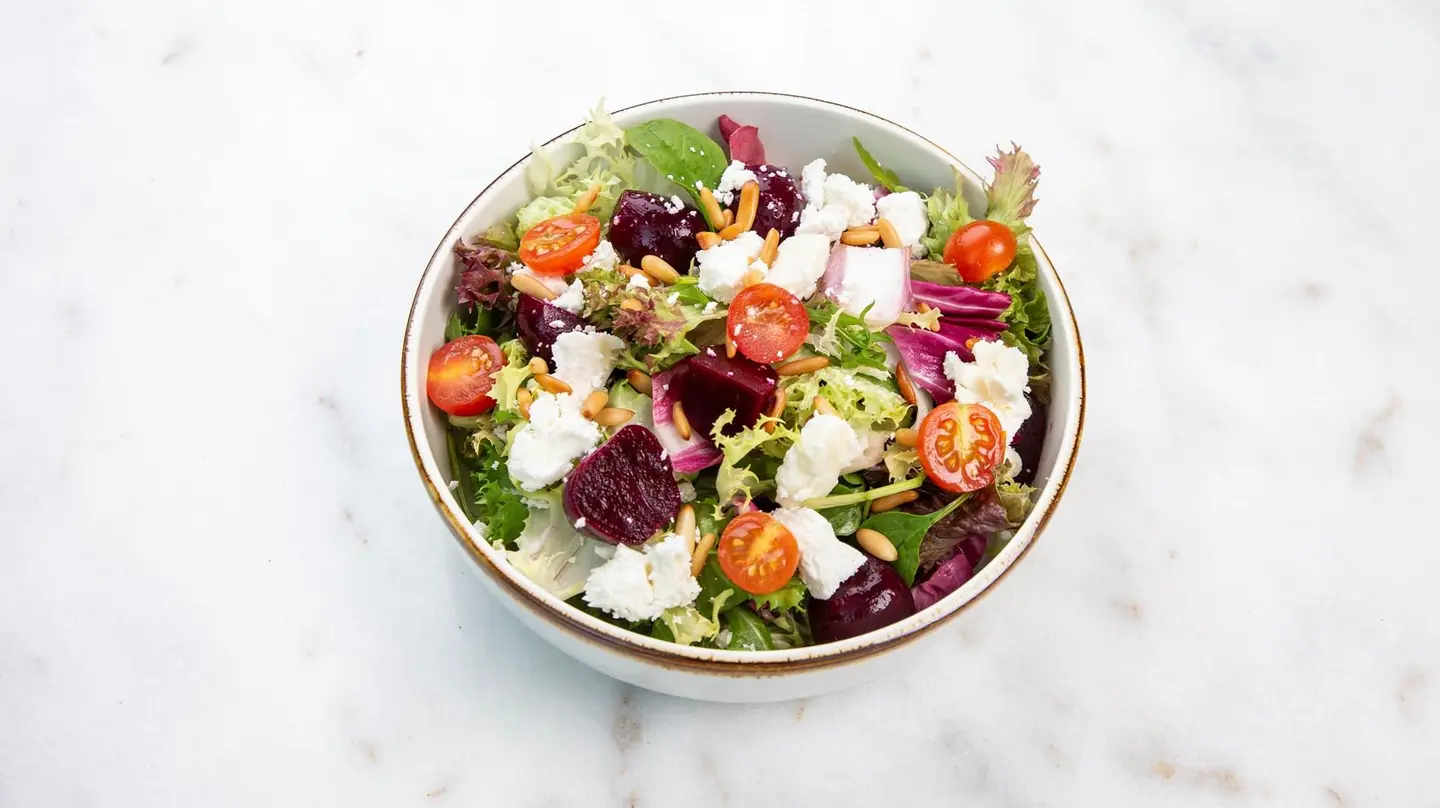 سلطة جبن نابلسية