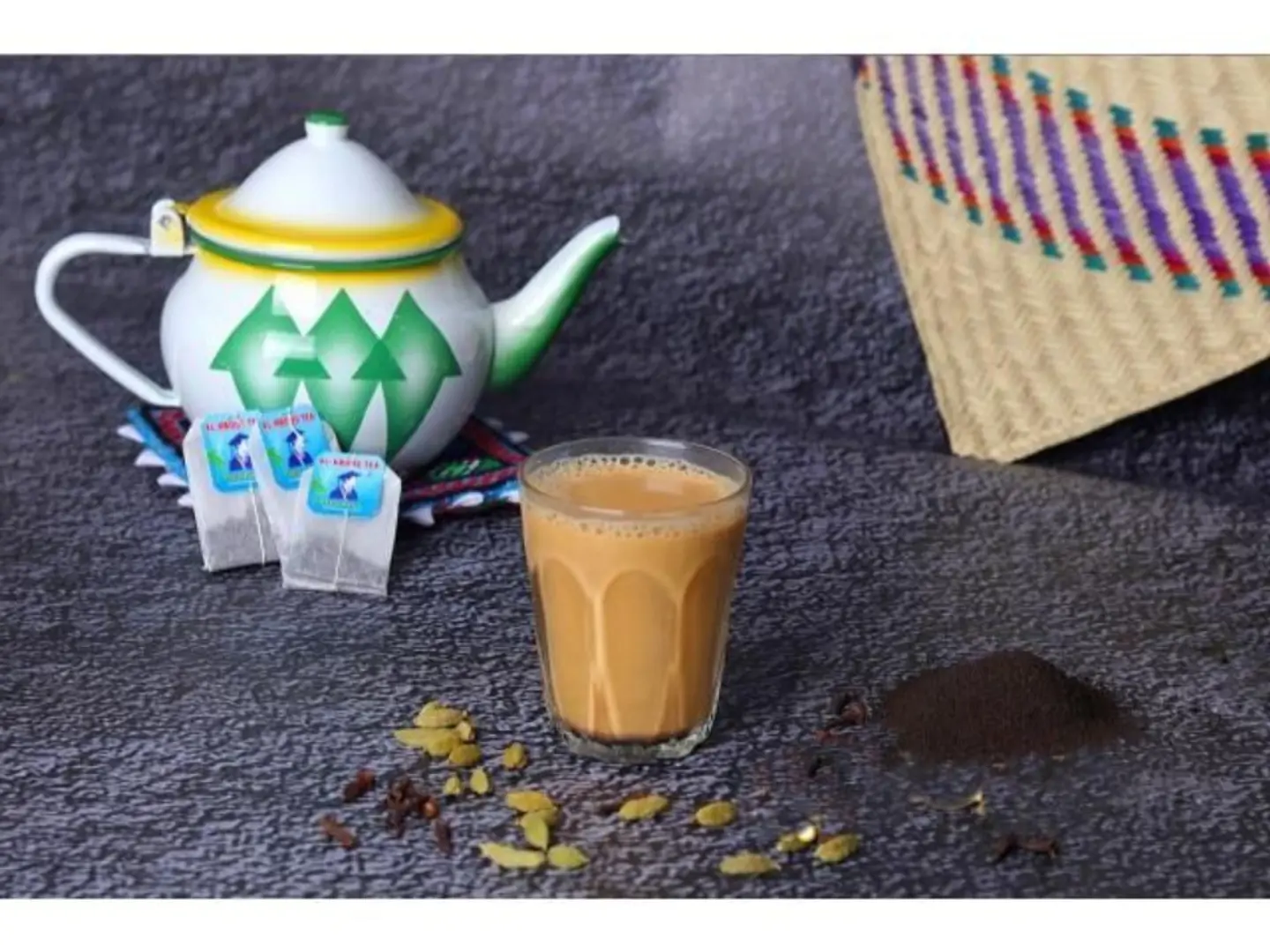 شاي بالحليب