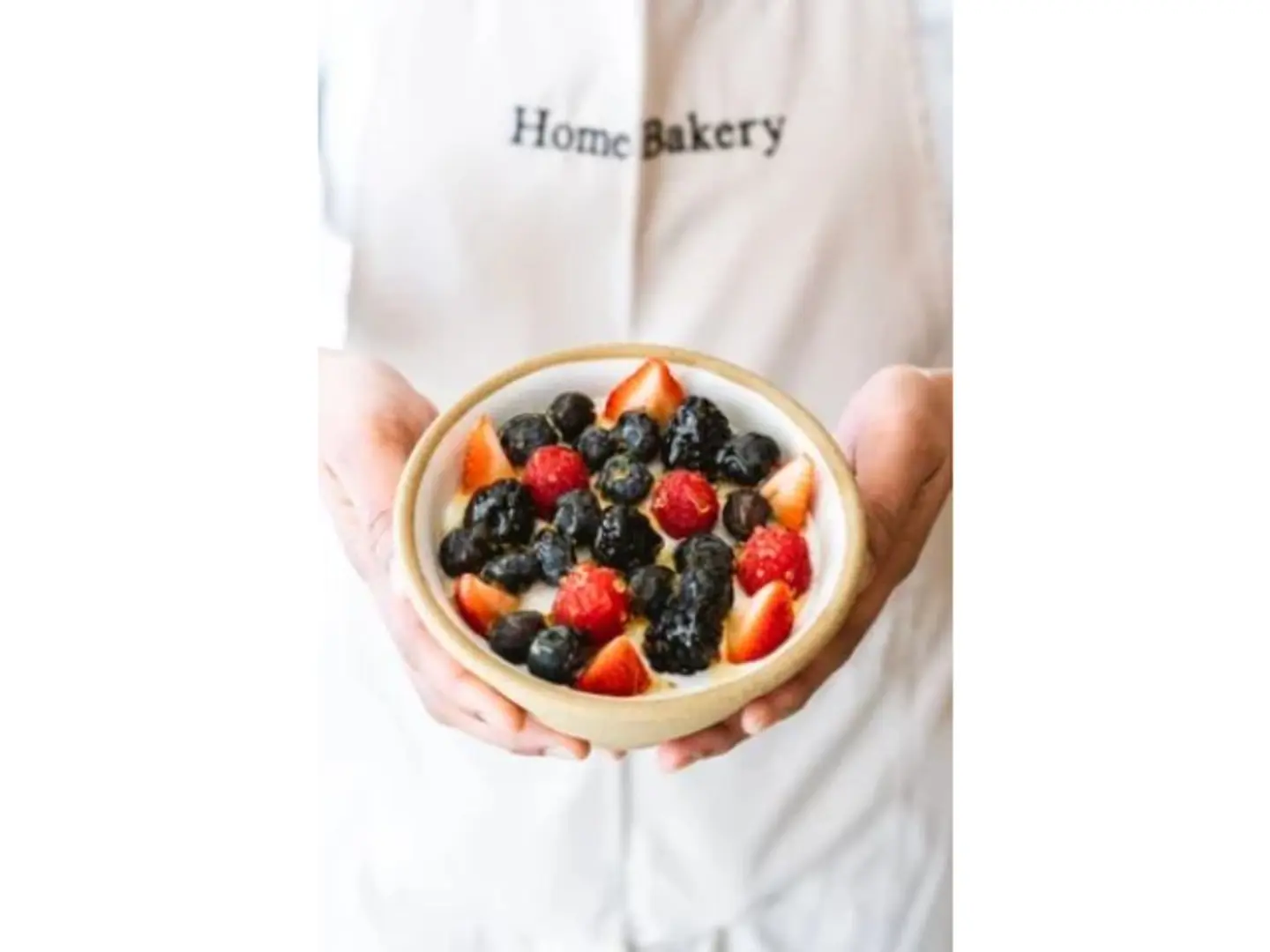 Berries Granola