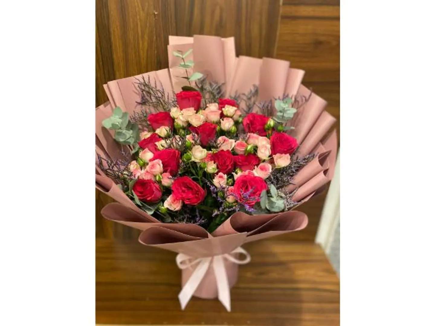 باقه فوشي مع وردي