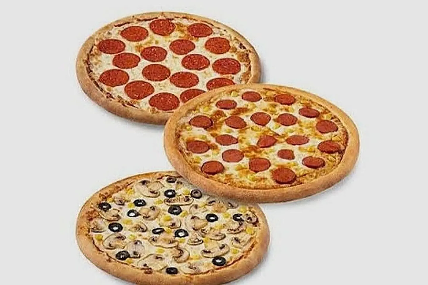 ثلاث بيتزا متوسطة الحجم بخصم