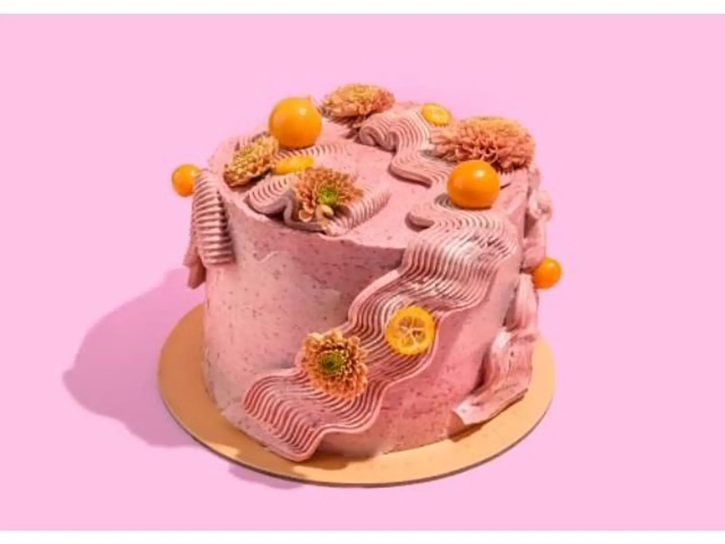 Medium Vanilla Cherry Cake