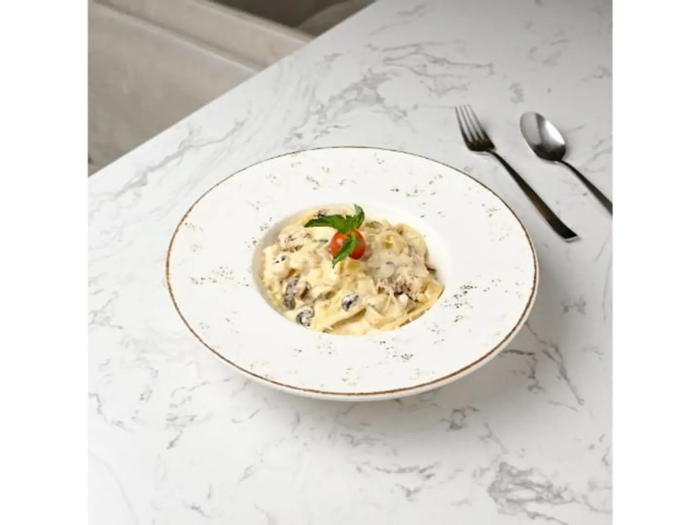 Fettuccine Alfredo Chicken Pasta