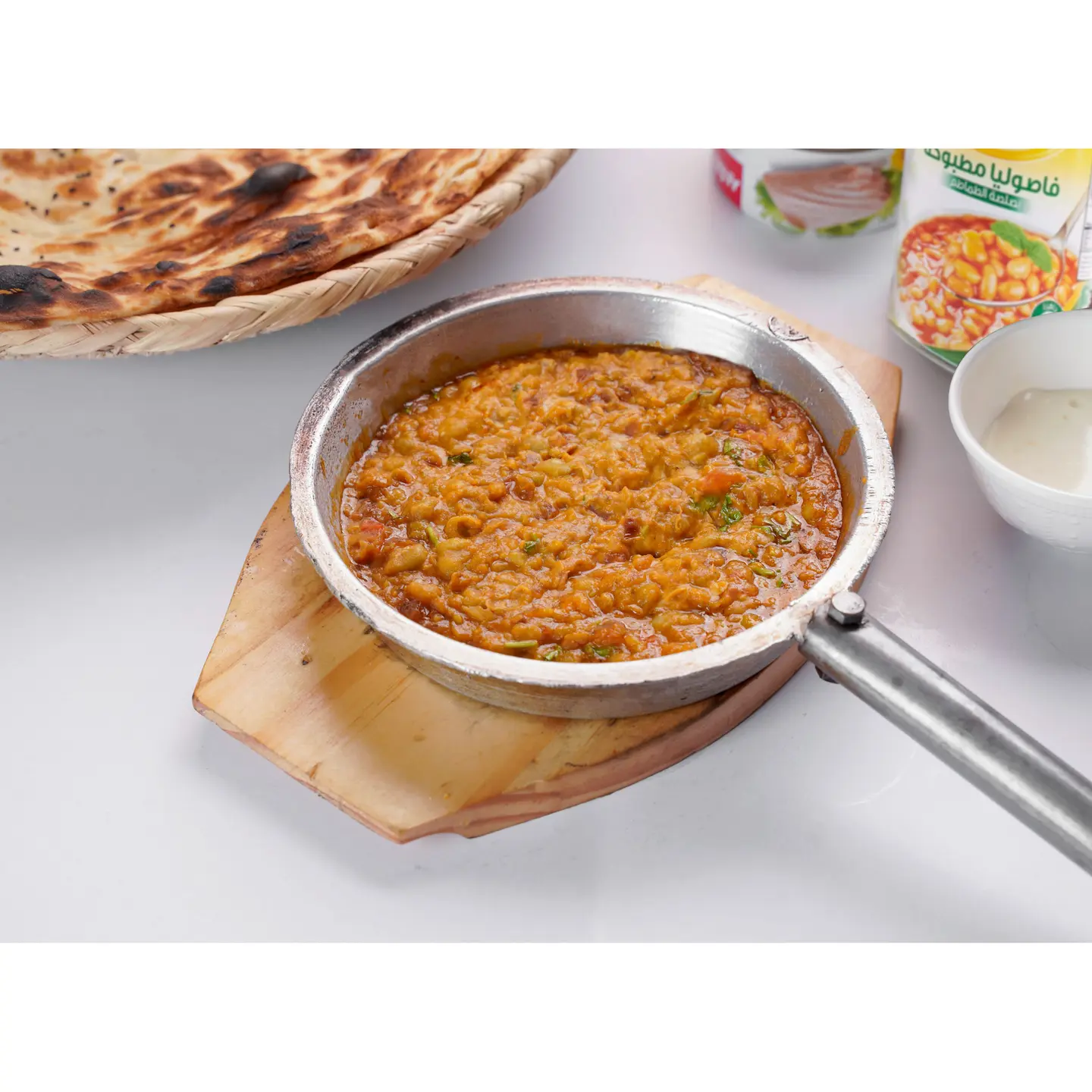 فاصوليا حمراء مع تونة