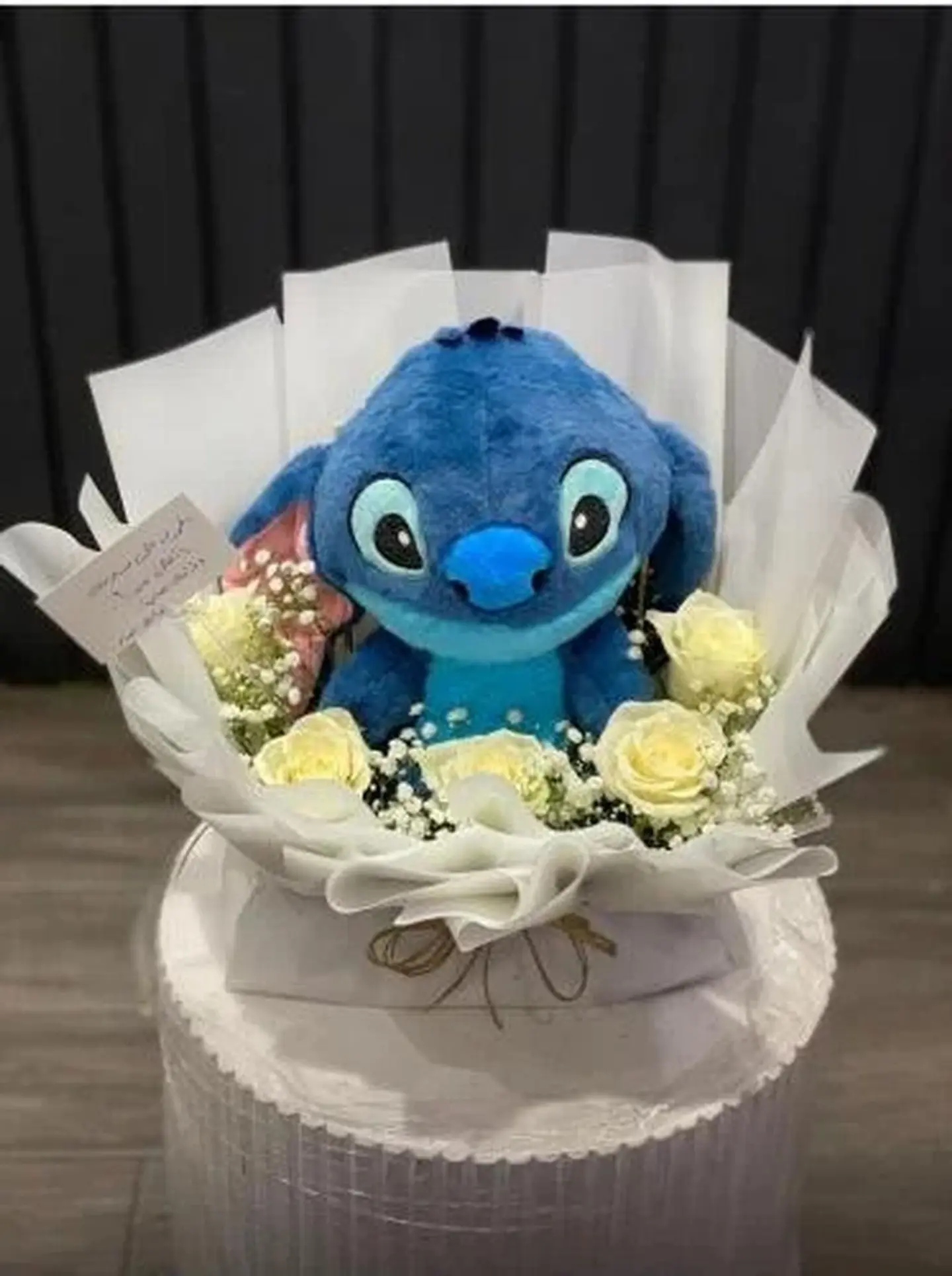 دبدوب "أغار عليكِ من أحلامي، من لهفتي واشتياقي، ومن خفقات قلبي".