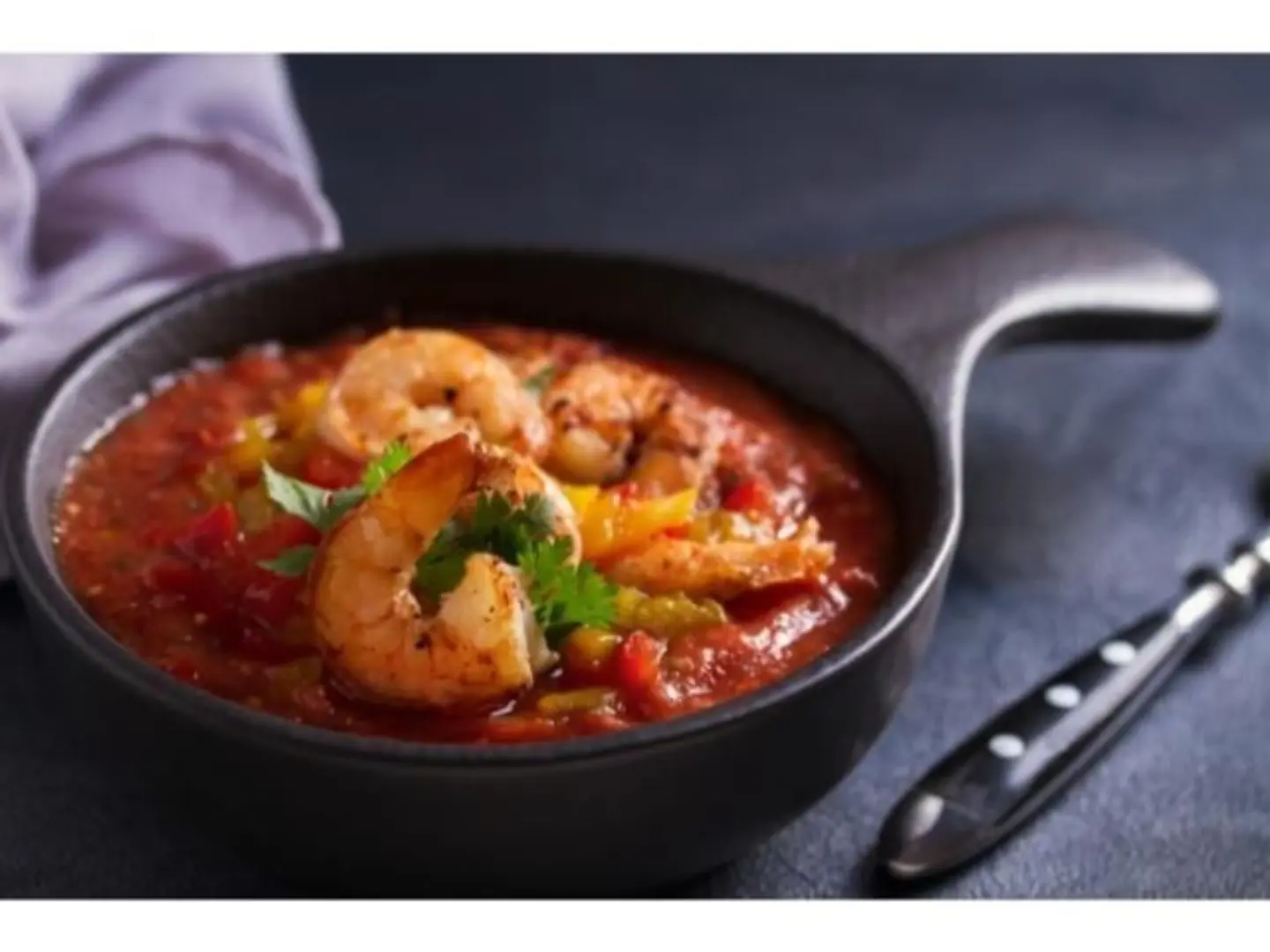 طاجن روبيان بالحمر