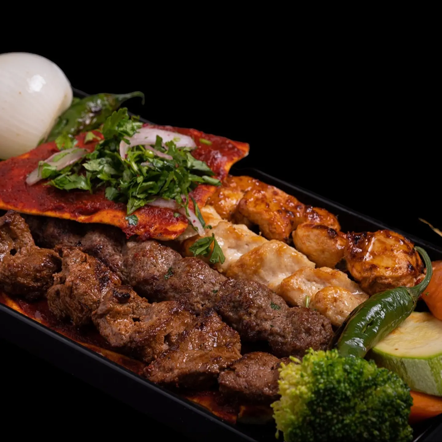 صحن صغير مشاوي مشكل