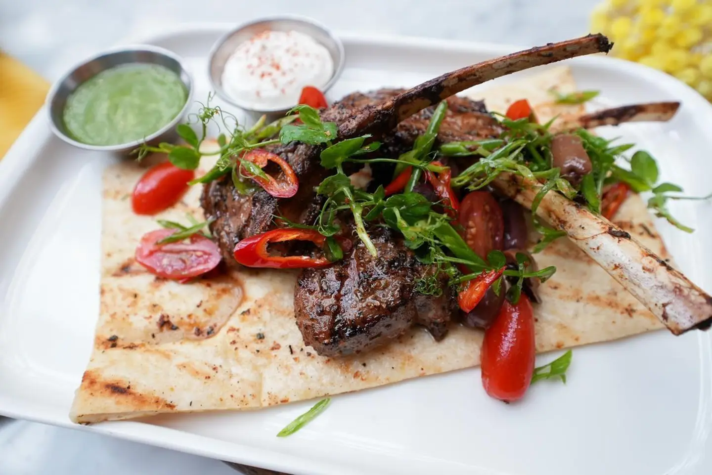 شرائح لحم الضأن المشوية