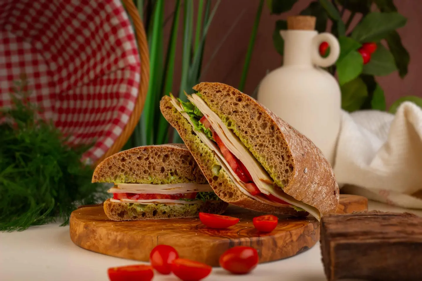 Turkey Sandwich   Dark / White 90g