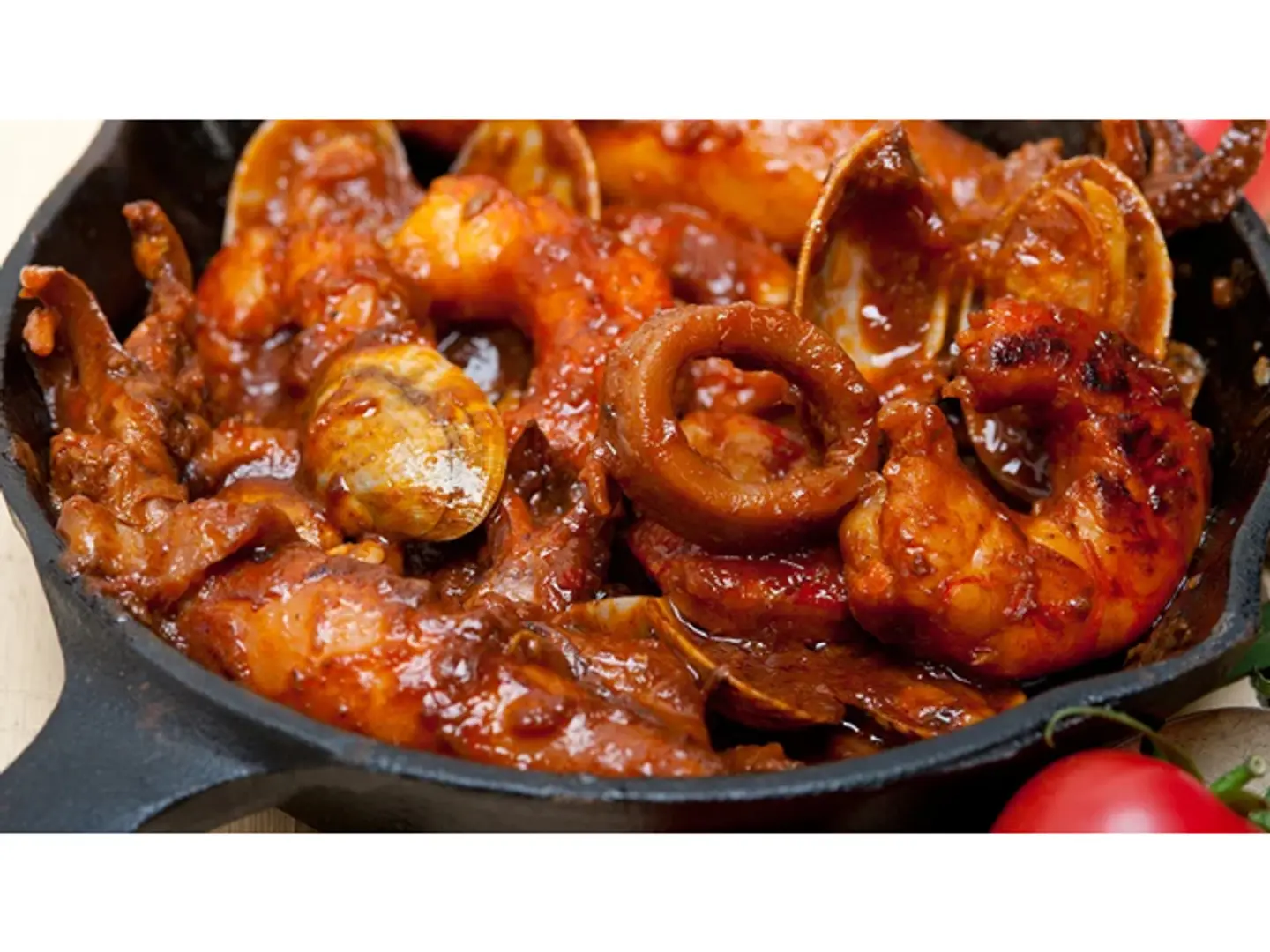 طاجن جمبري مع الحبار