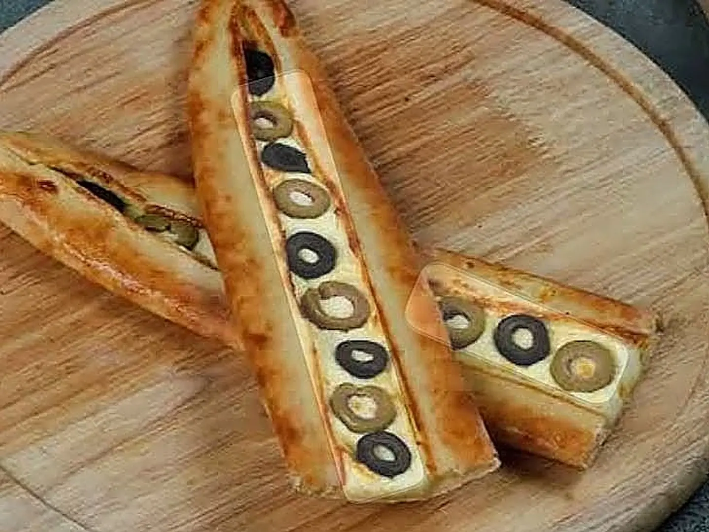 جبن سايل بالزيتون