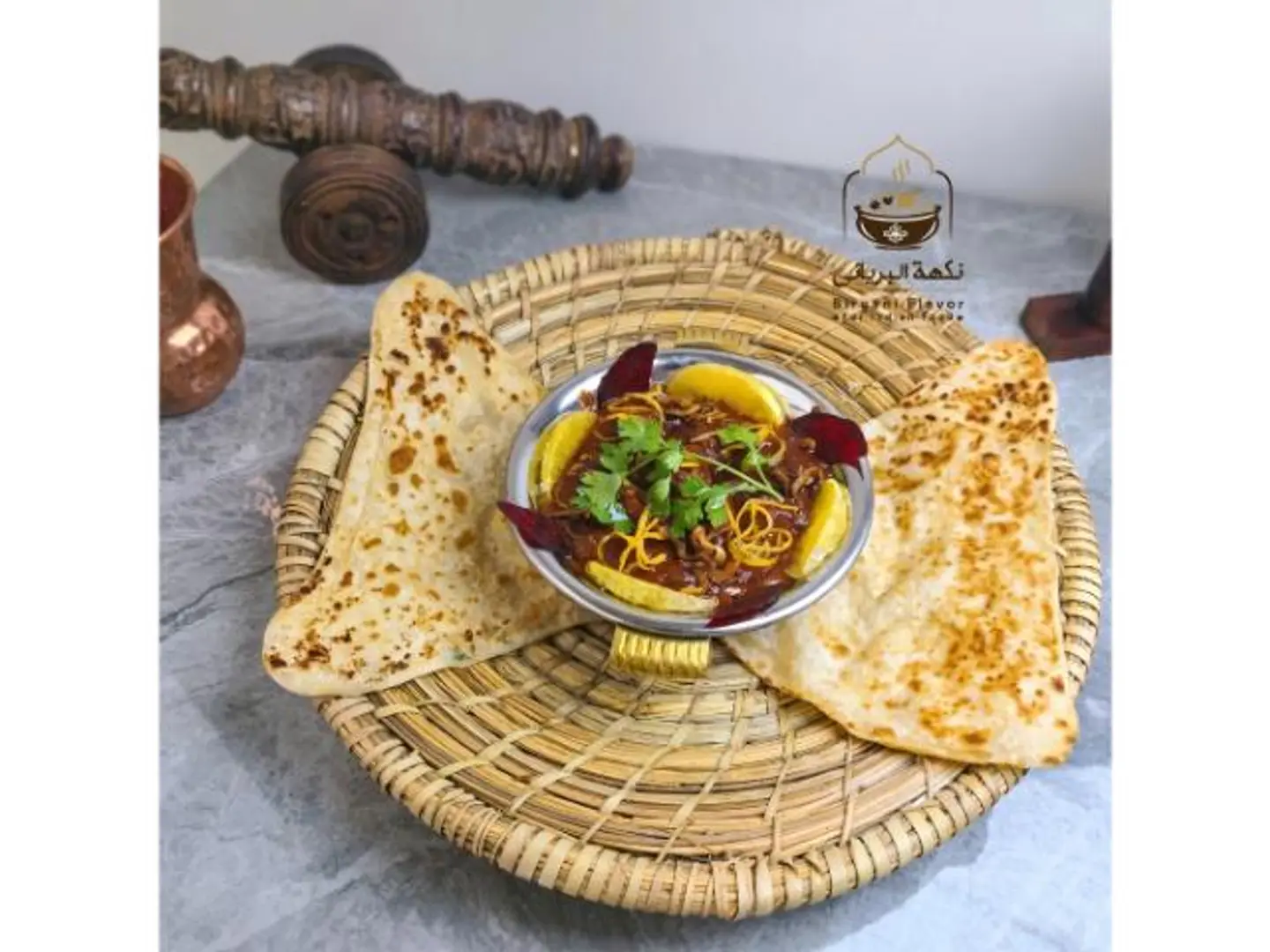 أشار متن