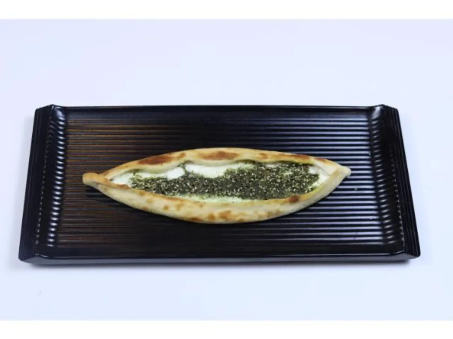 فطيرة لبنة وزعتر