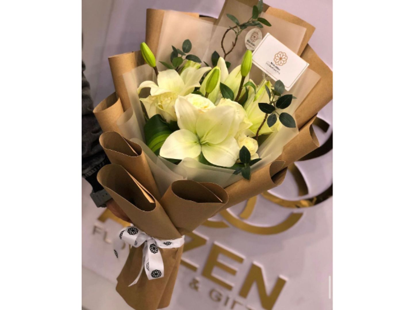 Lilium White Rose Bouquet