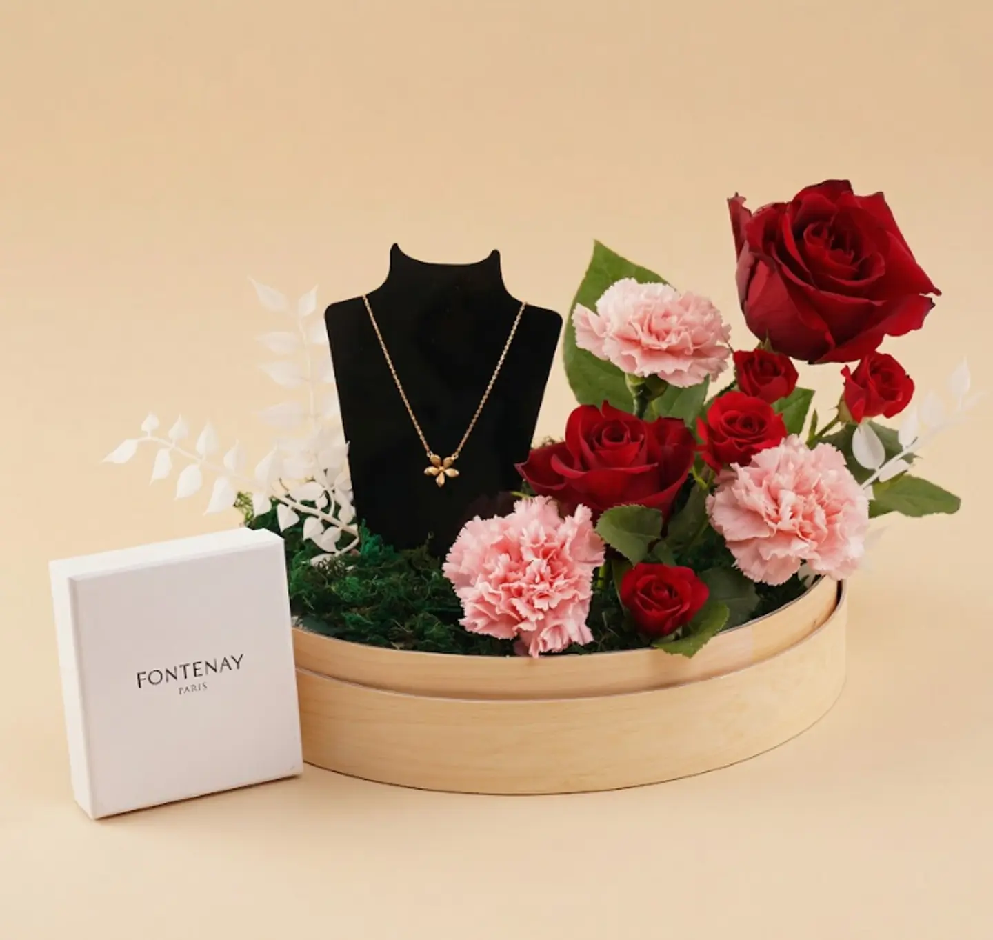 Women's Rose Box With Fontenay Paris Necklace, Floral Design
