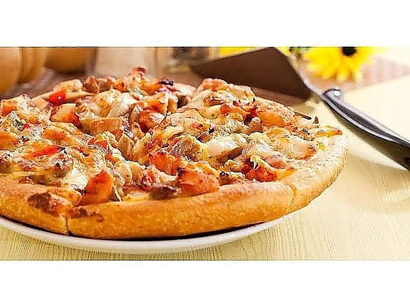 Large Chicken Pizza