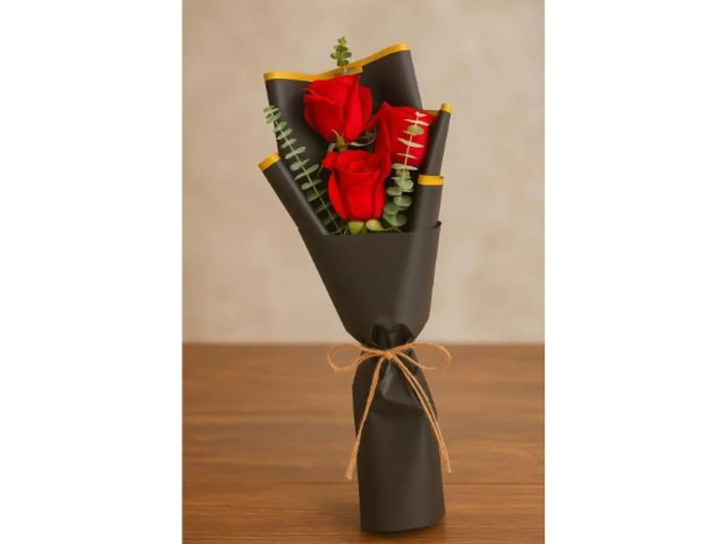 بوكيه ورد أحمر صغير