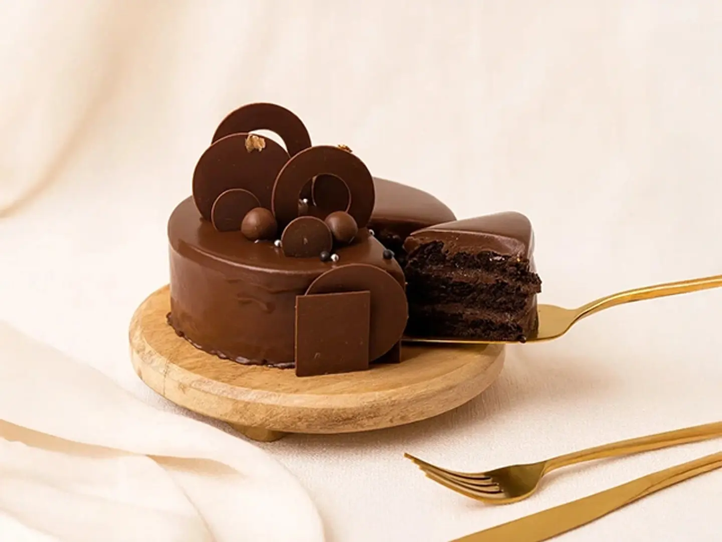 هدية كعكة فادج الشوكولاتة الفاخرة